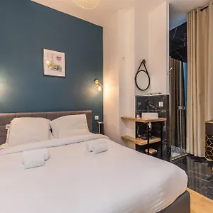  Apartment Off Majesti In Montmartre - Rue Pierre Fontaine France